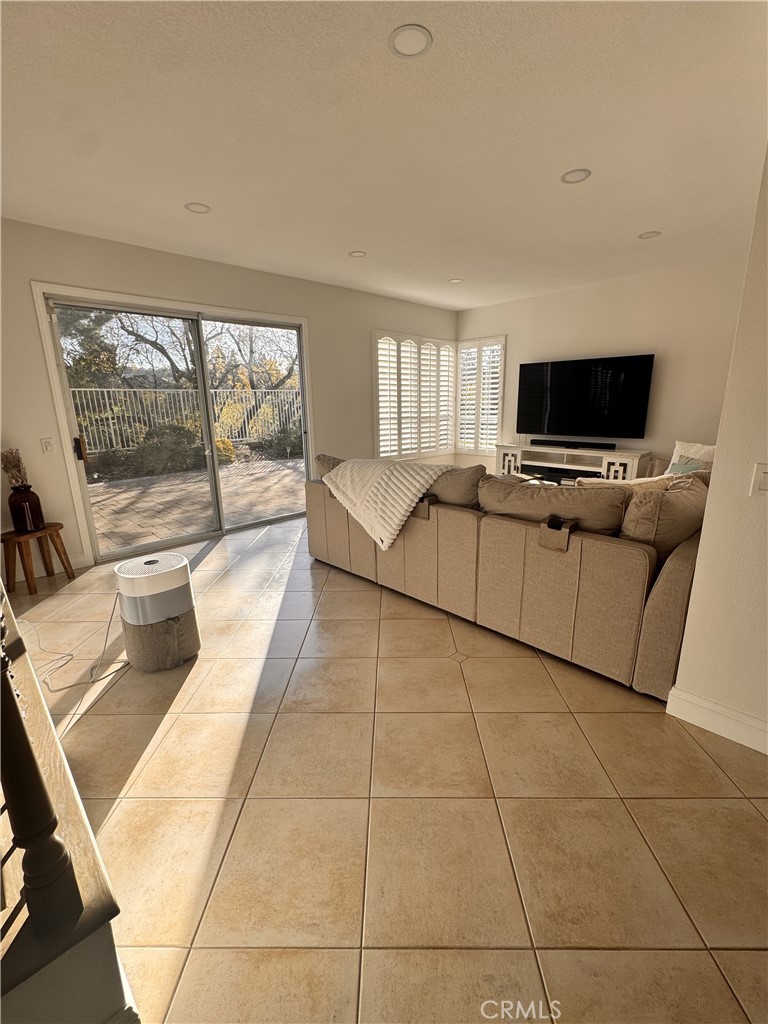 2008 Calle Francesca