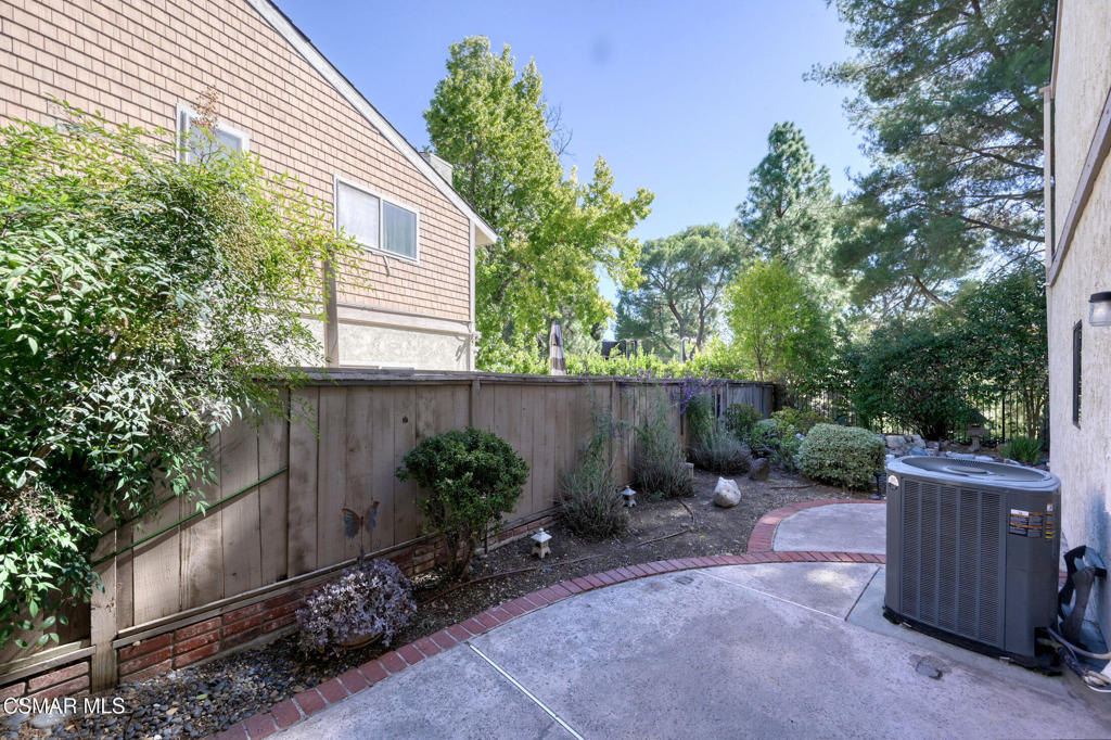 Northwood Townhomes I-516 - 1005282 - Residential