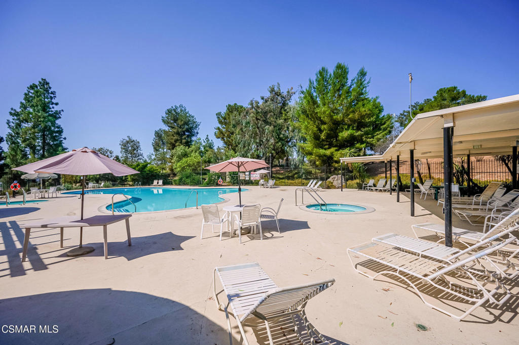 Northwood Townhomes I-516 - 1005282 - Residential