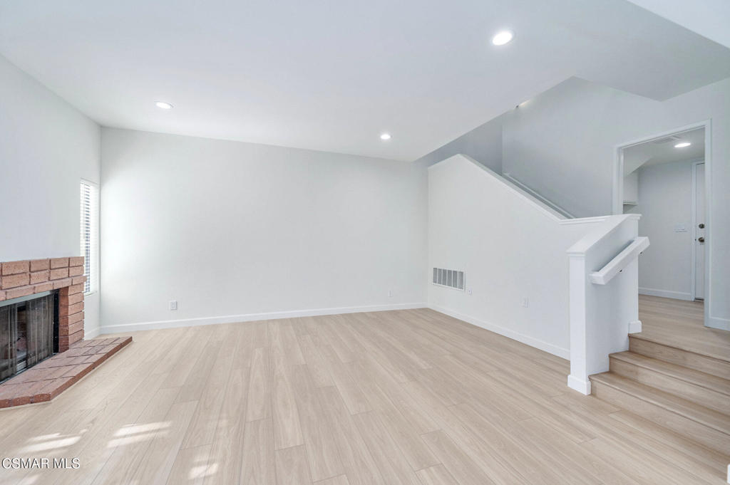 Northwood Townhomes I-516 - 1005282 - Residential