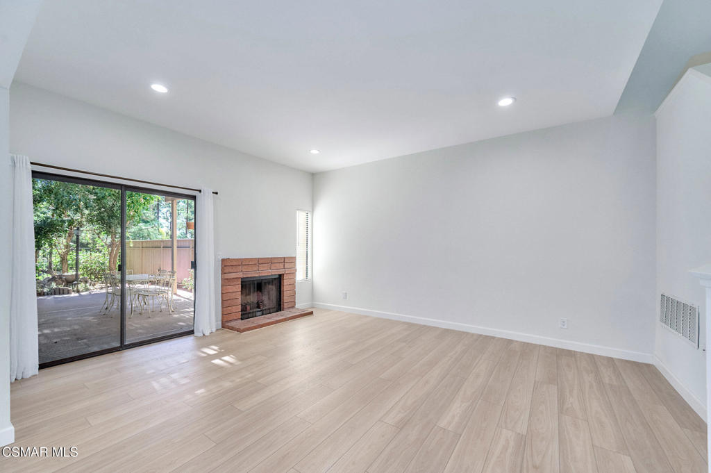 Northwood Townhomes I-516 - 1005282 - Residential