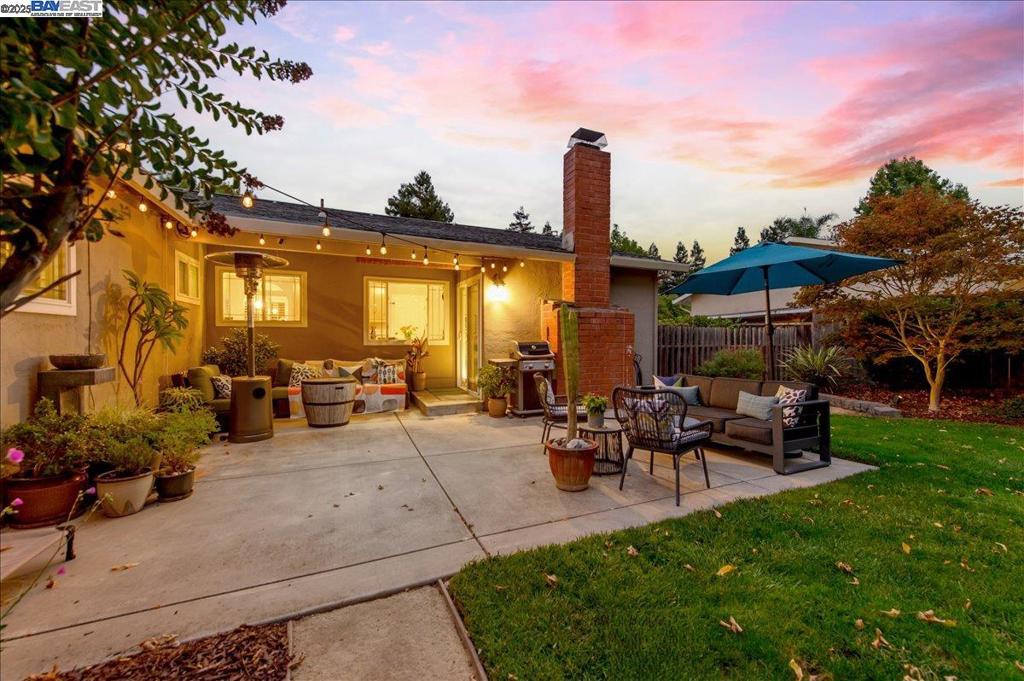 WILLOW WEST - Residential