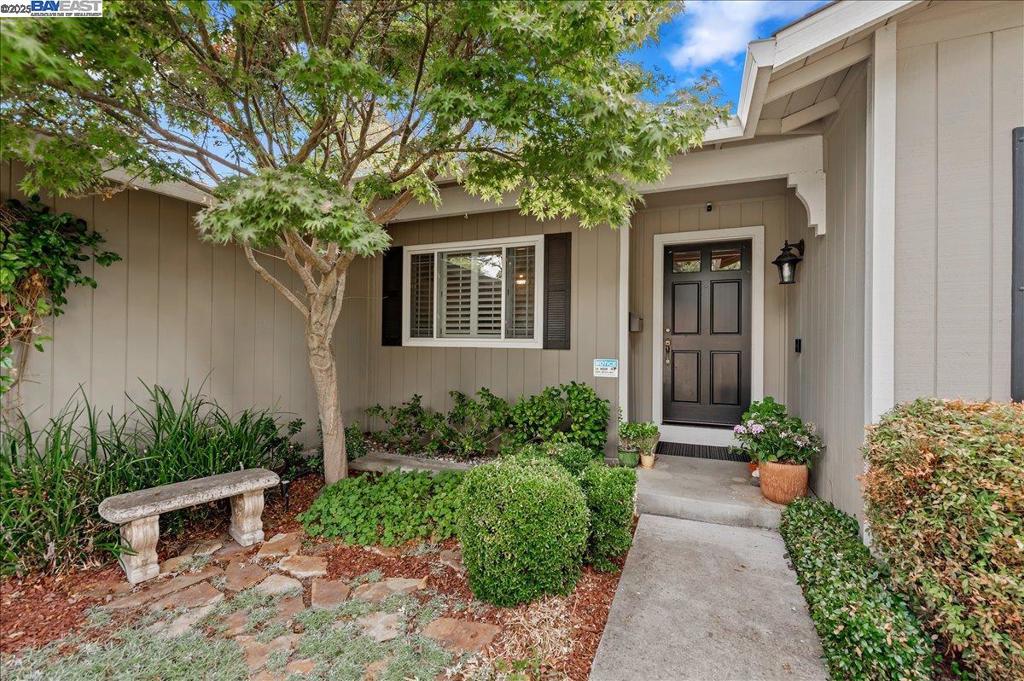 WILLOW WEST - Residential