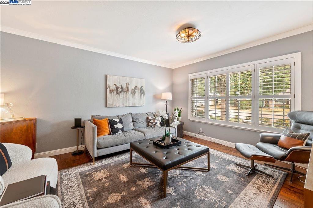 WILLOW WEST - Residential
