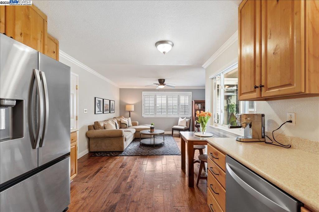 WILLOW WEST - Residential