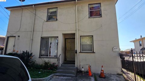 Photo of 10419 San Leandro St, Oakland, CA 94603 (MLS # 41127607)