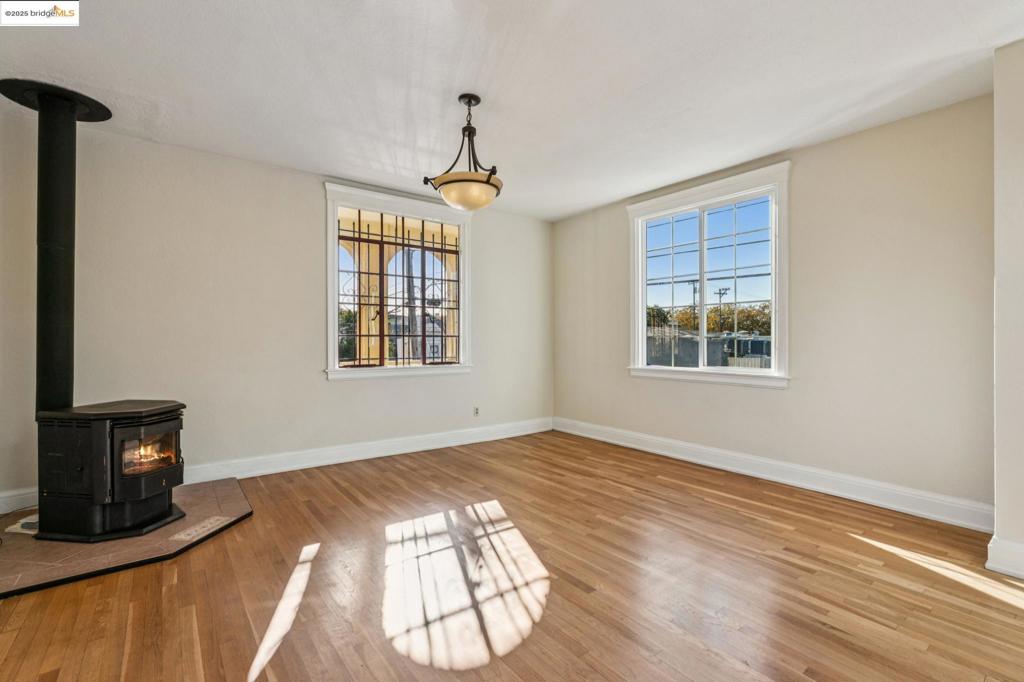 WEST OAK - Residential