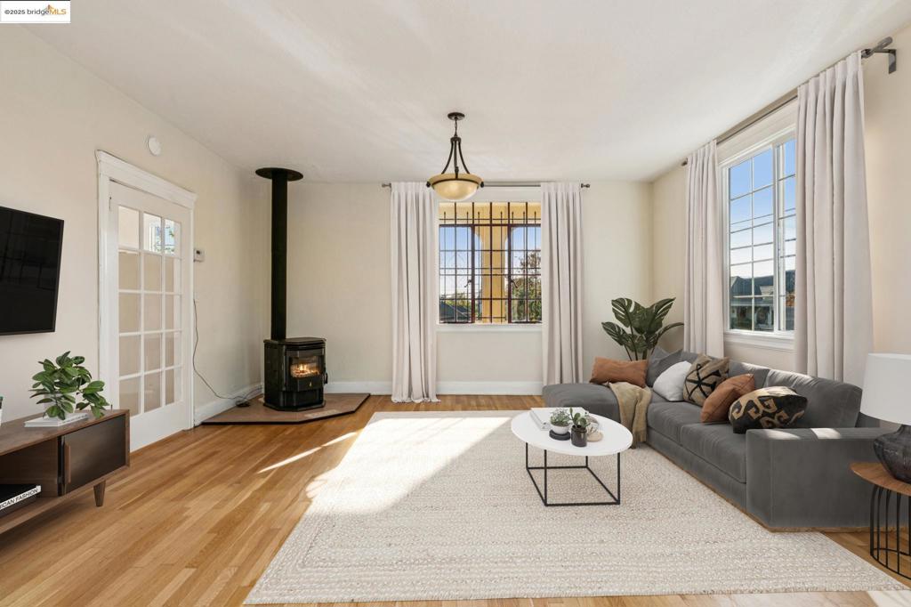 WEST OAK - Residential