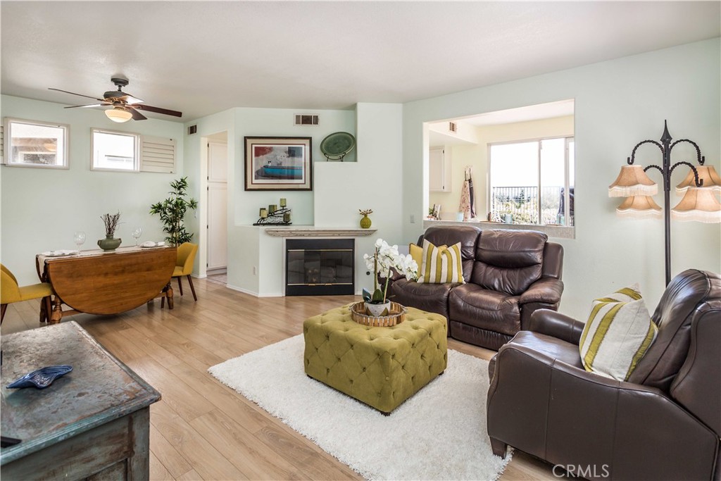 1546 Hastings Way