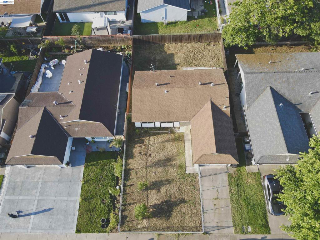 7340 Salazar Dr