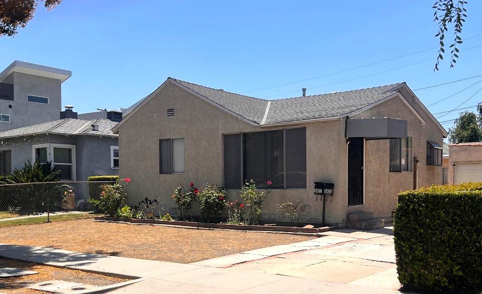 Unlock the potential of this rare investment opportunity in the heart of Culver City. Located on a quiet cul-de-sac, 3425 Cattaraugus Ave. features a 5,396 sq.ft. lot with a duplex consisting of two detached 2 bed, 1 bath units, plus a two-car garage with dual doors—ideal for potential ADU conversion or additional rental income.
Surrounded by multi-million dollar homes and positioned just minutes from the thriving Culver Arts District, this property is perfectly situated for long-term growth and value-add strategies. With strong upside potential through remodel, redevelopment, or new construction, this is a golden opportunity to capitalize in one of LA’s most desirable and rapidly appreciating neighborhoods.
Perfectly located near Expo light rail Ivy Station, and new Apple & HBO offices. Close proximity to parks, Kaiser, Culver City stairs, and downtown Culver City. Zoned for flexibility and priced for vision—this is your chance to build equity, generate income, or create a custom investment asset in a high-demand market. Don't miss the opportunity to make this property yours!