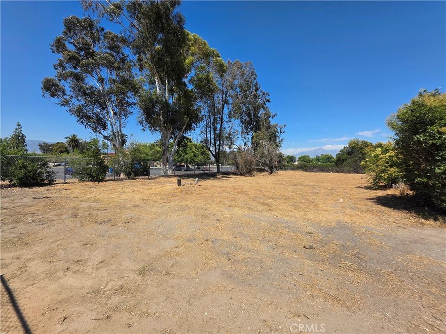 Take advantage of this opportunity to own a flat, street-accessible corner lot in the heart of San Bernardino. Spanning 6,496 square feet, this commercially zoned parcel offers incredible development potential for a wide range of uses. Located directly behind San Manuel Stadium, across the street from Loma Linda University Health Center, and just minutes from Inland Center Mall and the Orange Show, this lot sits in a high-traffic area surrounded by major institutions, retail, and entertainment. Utilities nearby – water, gas, and electricity hookups are easily accessible, making it an ideal site for investors or developers ready to build. Don't miss the opportunity on this well-positioned lot to put your project in the middle of San Bernardino’s continued growth and revitalization.