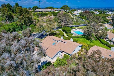 2065 Caminito San Nicholas La Jolla CA 92037