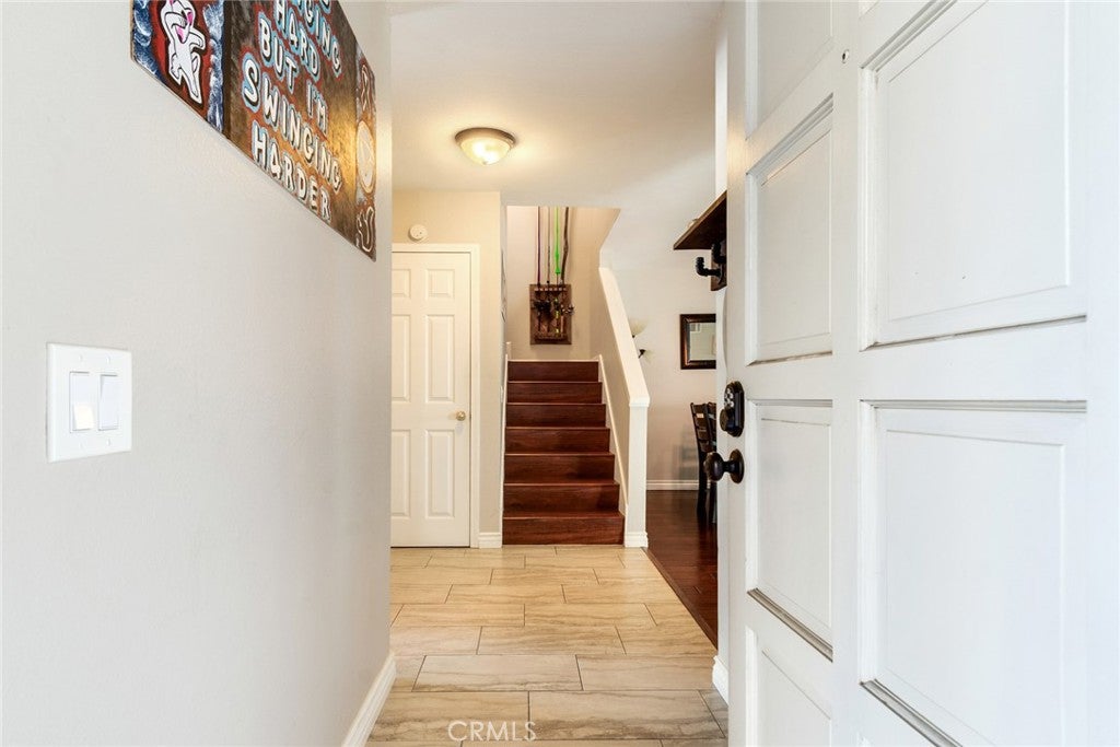 1182 Mountain Gate