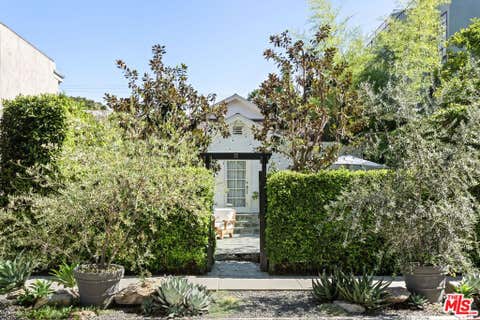 Photo of 804 Westmount Drive, West Hollywood, CA 90069 (MLS # 26758445)