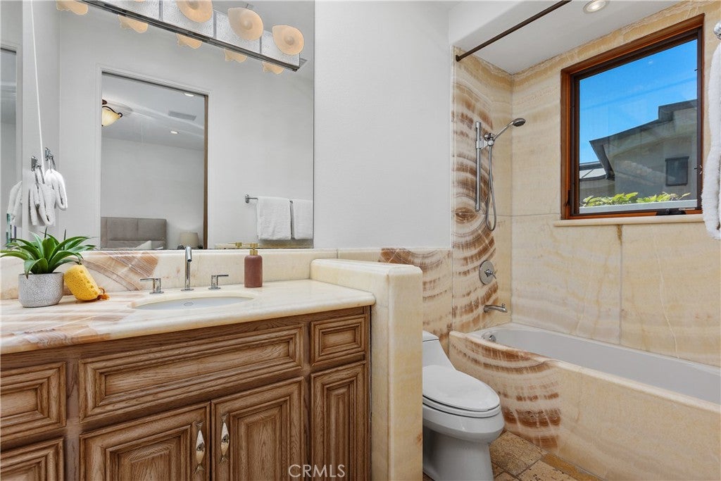 10 S La Senda, Laguna Beach CA 92651 - Photo 35