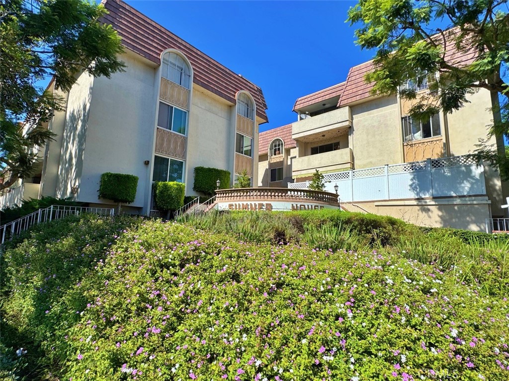 Enjoy the Best of Culver City Living
Spacious one-bedroom, one-bathroom condominium in the Sumner House community of Fox Hills. This large floor plan features laminate flooring, a bright living and dining area with an A/C wall unit, and sliding doors that open to a private outdoor patio with neighborhood views.
The kitchen comes equipped with a refrigerator and dishwasher, while the refreshed bathroom offers a tiled shower surround and modern fixtures. A separate vanity area plus generous closet space in both the bedroom and hallway add everyday convenience. Unit offers covered, gated parking garage with one assigned parking space.
Community amenities include a sparkling pool, relaxing spa, and a large laundry room. Located just minutes from Fox Hills Park, shopping centers, Downtown Culver City, the Expo Line, freeways, and top-rated Culver City schools and services, this home places you in the center of it all.
Live in comfort while enjoying everything Culver City has to offer
One or more photos are virtually staged