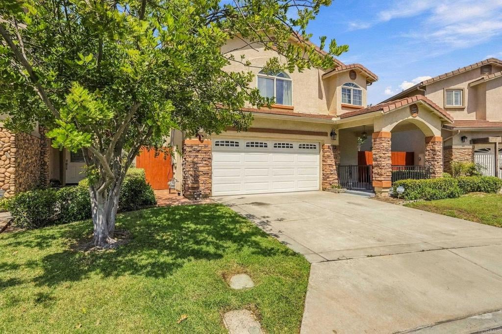 8772 Glen Vista Way