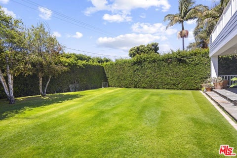 Tiny photo for 769 ALMAR Avenue, Pacific Palisades, CA 90272 (MLS # 26858949)