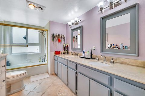 Tiny photo for 114 S Prospect Ave #6, Redondo Beach, CA 90277 (MLS # SB25227794)