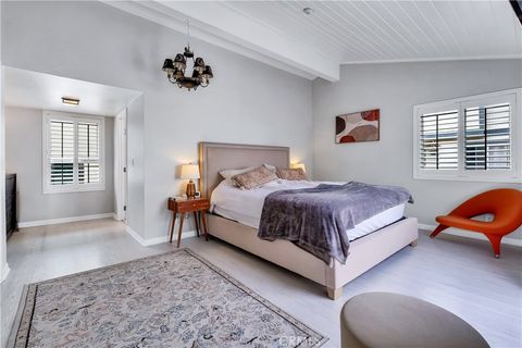 Tiny photo for 114 S Prospect Ave #6, Redondo Beach, CA 90277 (MLS # SB25227794)