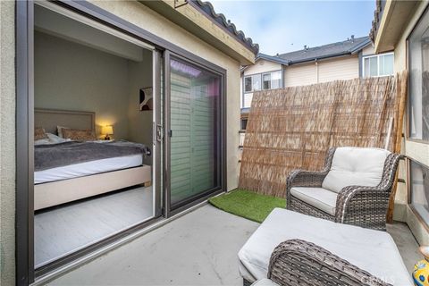 Tiny photo for 114 S Prospect Ave #6, Redondo Beach, CA 90277 (MLS # SB25227794)