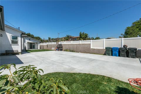 Tiny photo for 420 N 12th ST, Santa Paula, CA 93060 (MLS # SR26131419)
