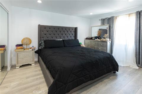 Tiny photo for 420 N 12th ST, Santa Paula, CA 93060 (MLS # SR26131419)