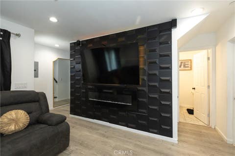 Tiny photo for 420 N 12th ST, Santa Paula, CA 93060 (MLS # SR26131419)