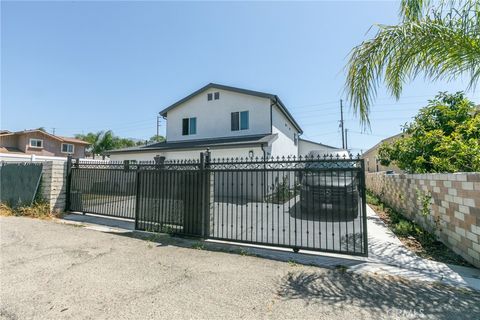 Tiny photo for 420 N 12th ST, Santa Paula, CA 93060 (MLS # SR26131419)