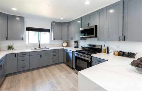 Tiny photo for 420 N 12th ST, Santa Paula, CA 93060 (MLS # SR26131419)