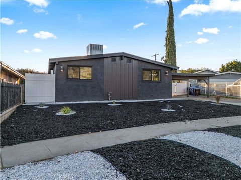 13121 Norris Avenue Sylmar CA 91342