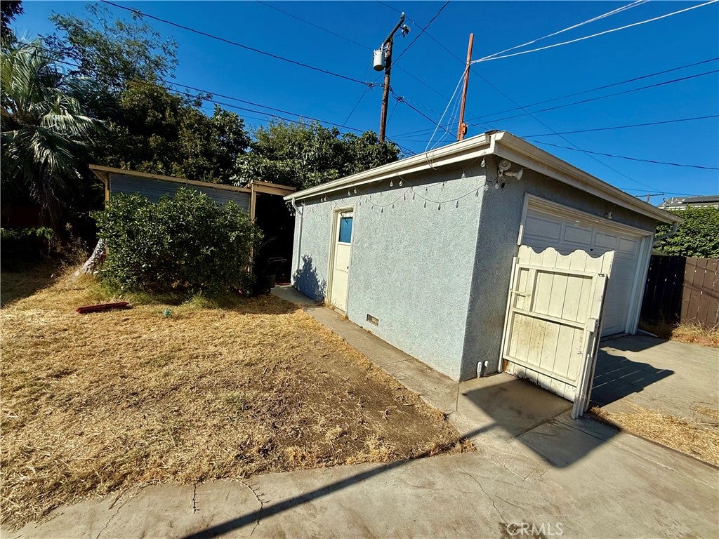 2607 W Olive Avenue