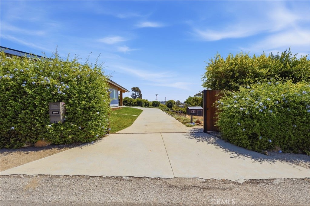 5660 Busch Drive