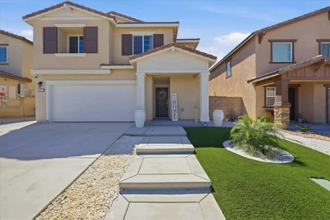 MLS: TR26195693