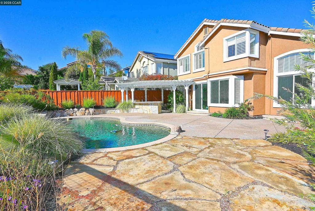 TASSAJARA RIDGE - Residential