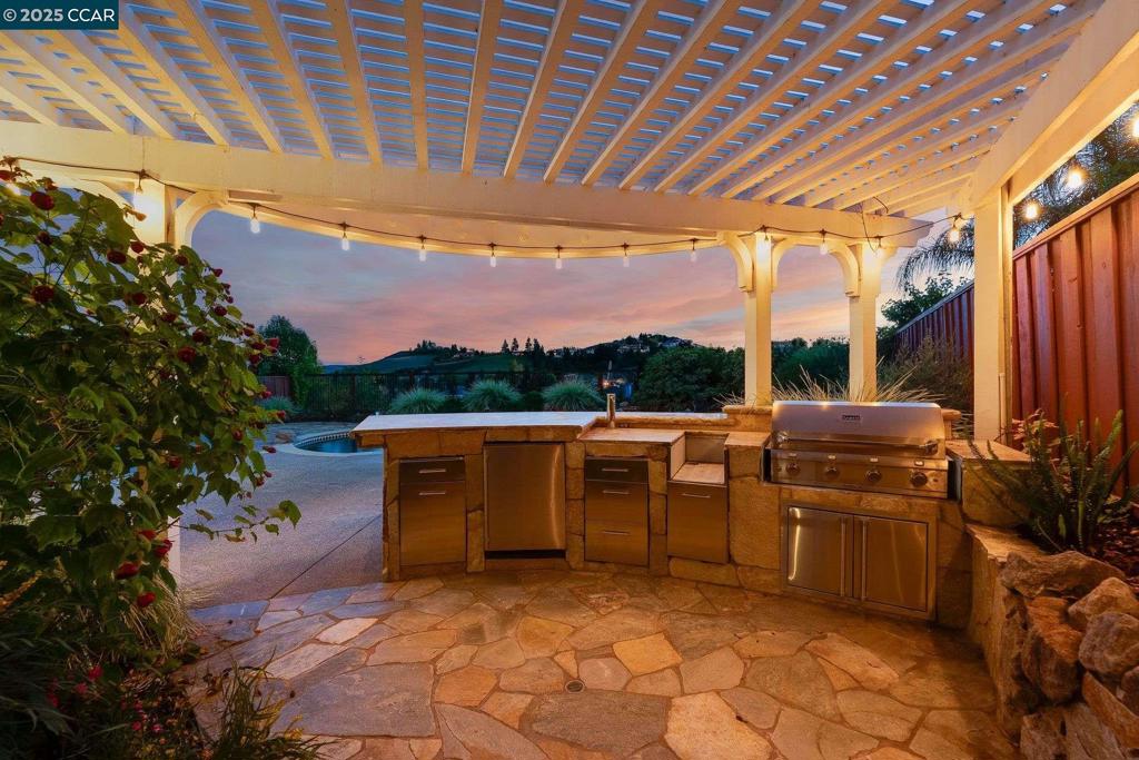 TASSAJARA RIDGE - Residential