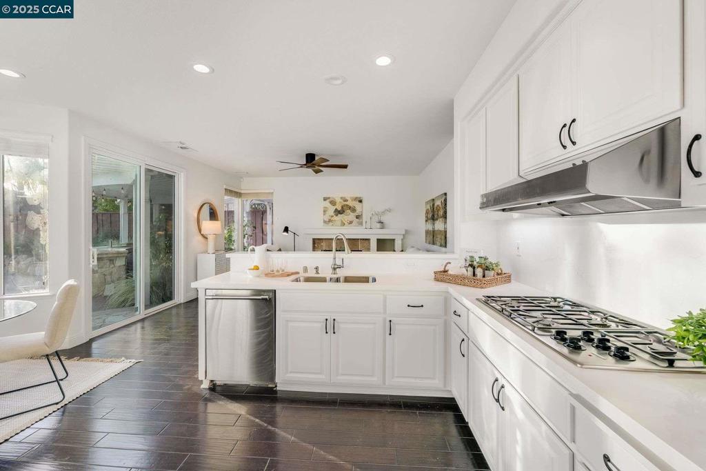 TASSAJARA RIDGE - Residential