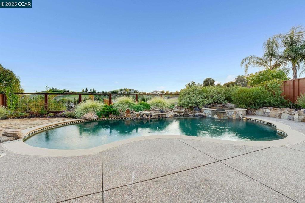 TASSAJARA RIDGE - Residential