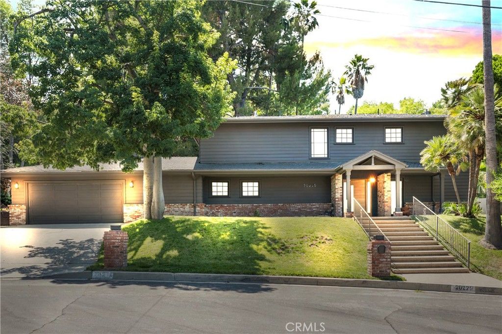 Photo of 20225 Allentown Drive, Woodland Hills, CA 91364 (MLS # SR25170589)