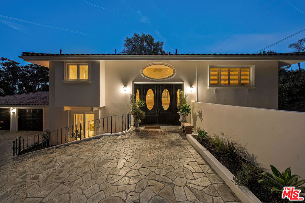 4807 Brewster Drive