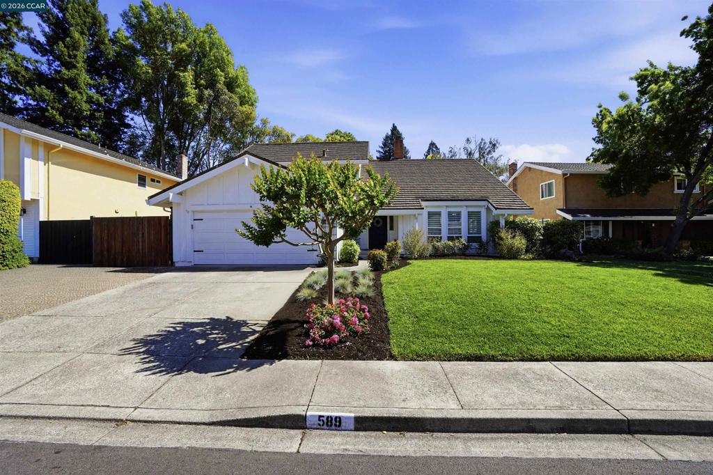 589 Zephyr Cir