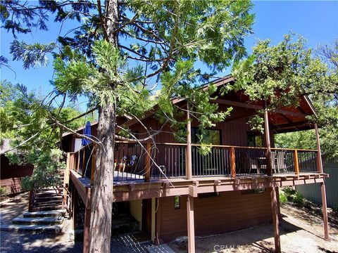 Photo of 54825 Willow CV, Bass Lake, CA 93604 (MLS # FR26110789)