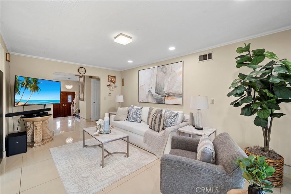 La Linda (Magnolia & Slater) (LALI) - Residential