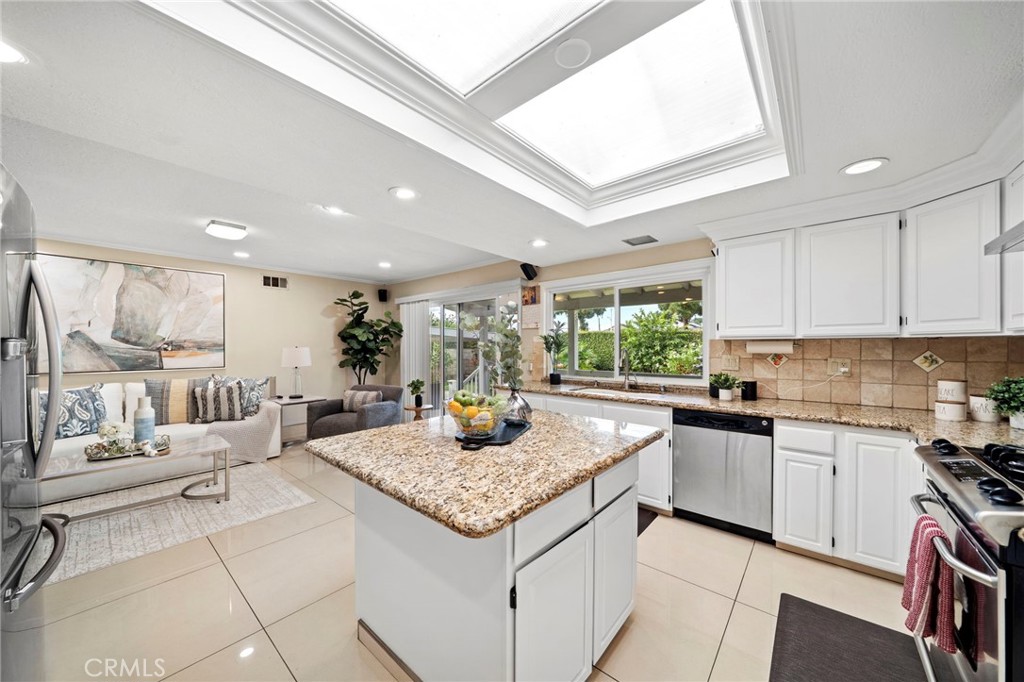 La Linda (Magnolia & Slater) (LALI) - Residential