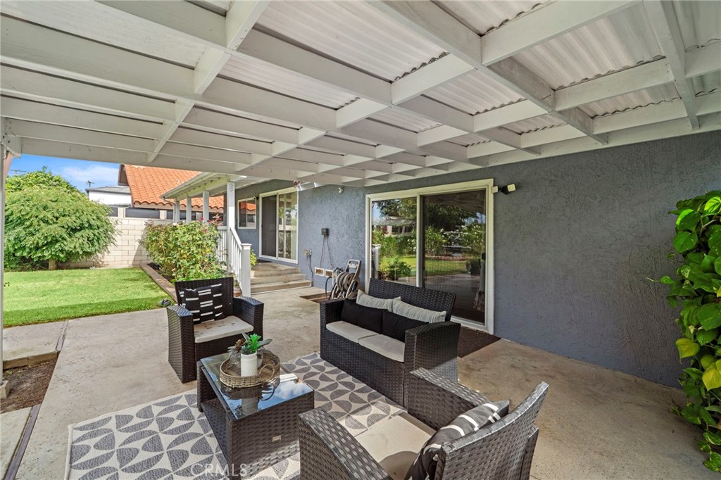 La Linda (Magnolia & Slater) (LALI) - Residential