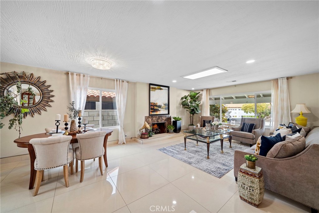 La Linda (Magnolia & Slater) (LALI) - Residential