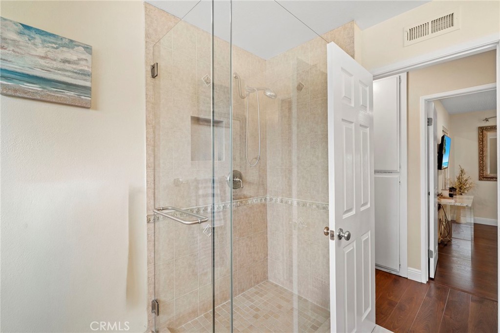 La Linda (Magnolia & Slater) (LALI) - Residential