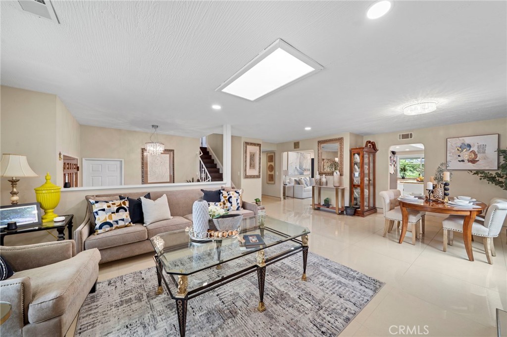 La Linda (Magnolia & Slater) (LALI) - Residential