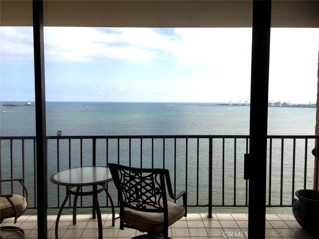 1750 E Ocean Boulevard 1509